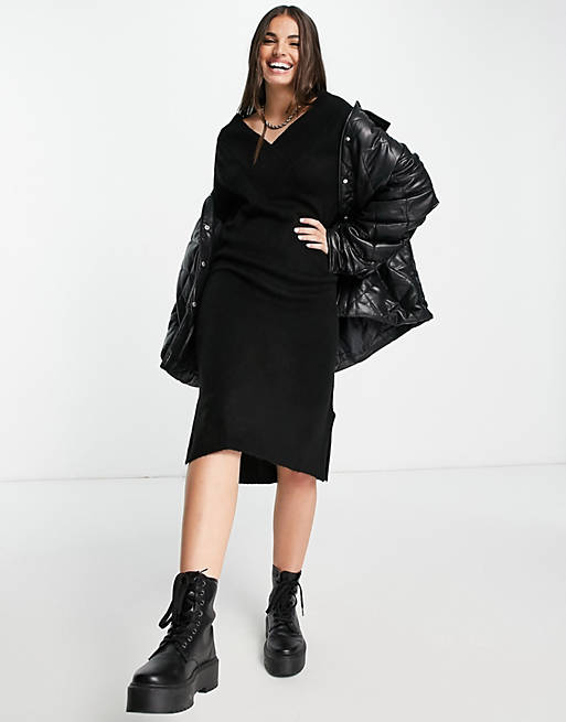 Vila knitted midi jumper dress with wide v neck in black | ASOS