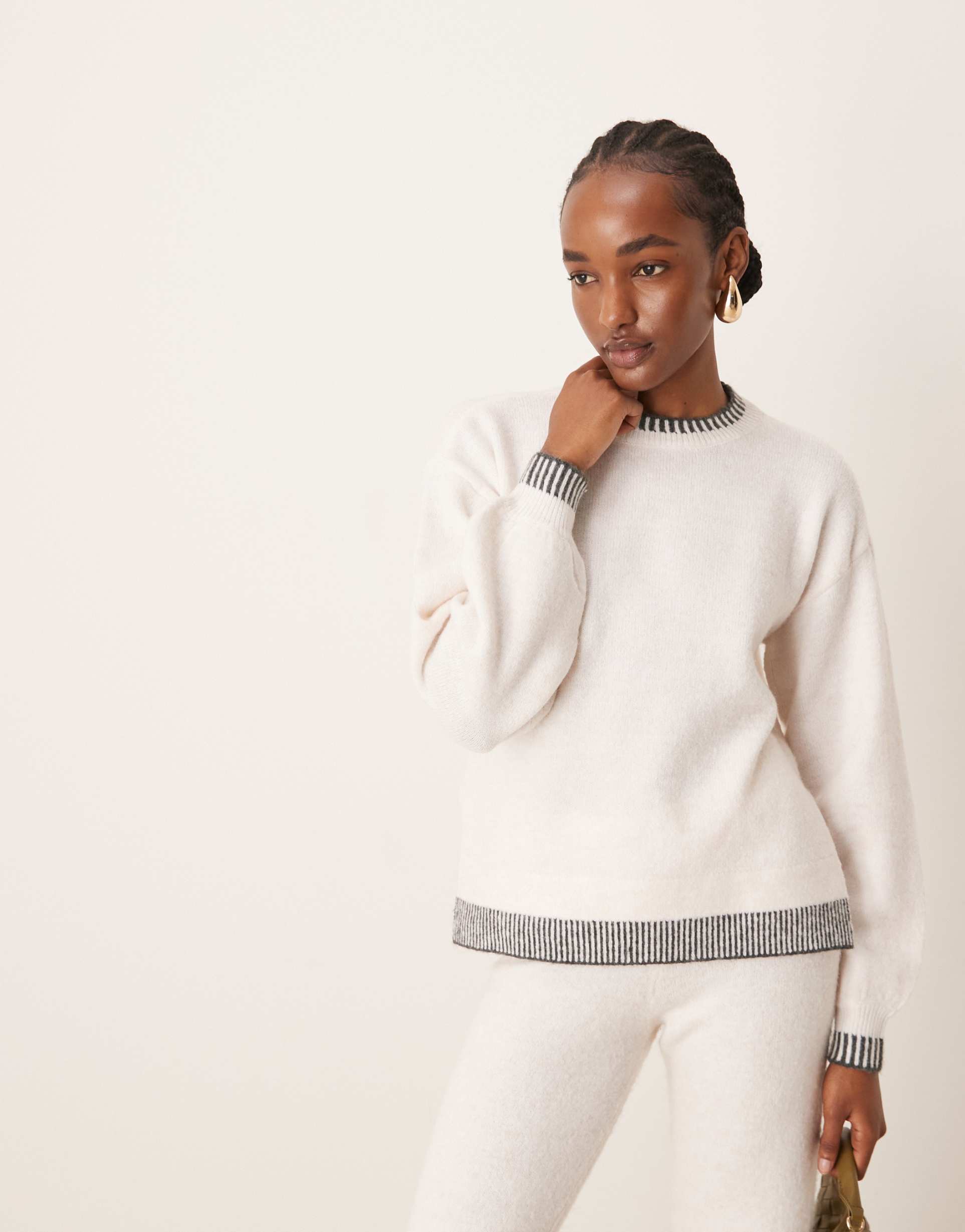 vila knitted oversized sweater with contrast stitch in cream - part of a set