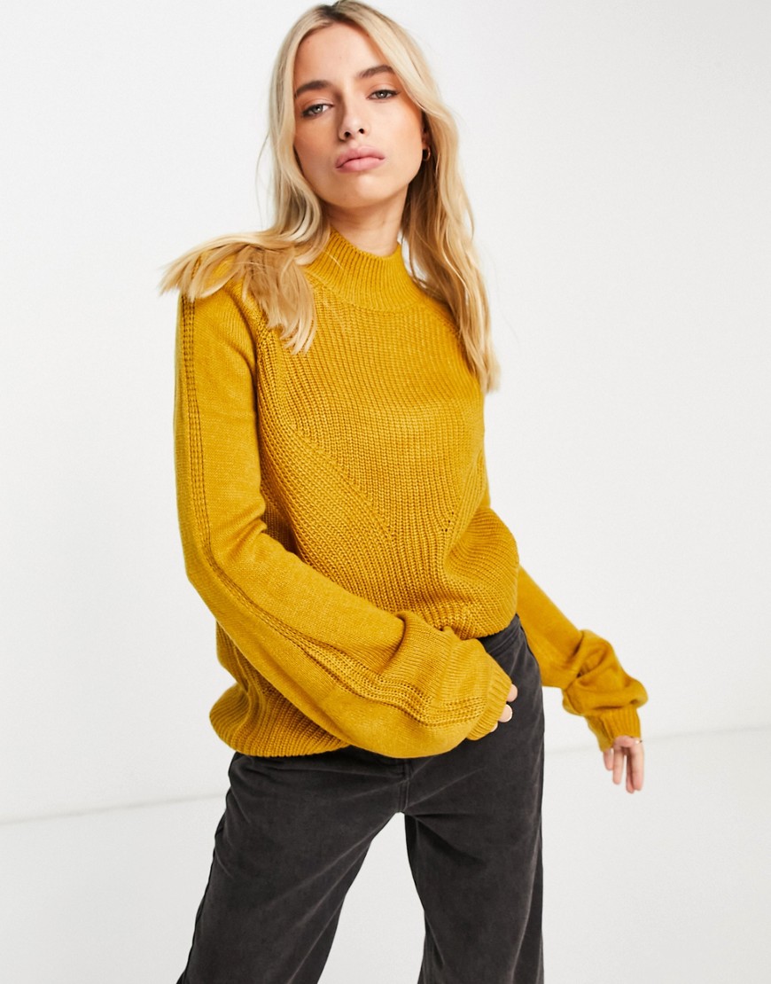 Vila knitted sweater with high neck and balloon sleeves in mustard-Green