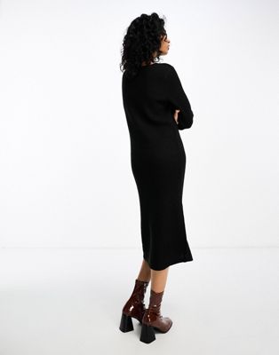 Vila knitted v neck jumper midi dress in black