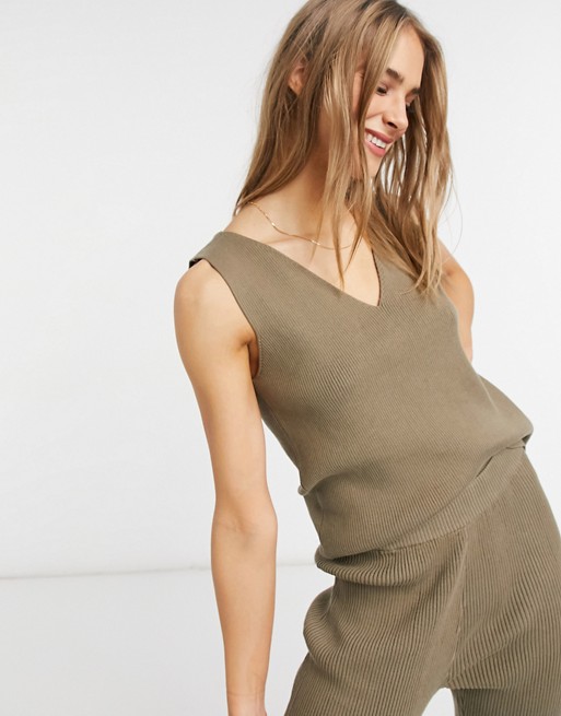 Vila knitted vest co-ord in taupe