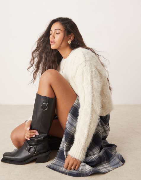 Vila cropped fluffy cable knit jumper in cream