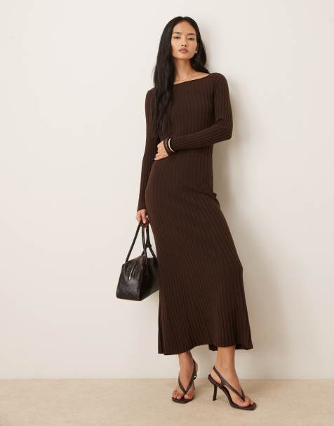 VILA – Langärmliges, geripptes Maxikleid aus Strick in Kaffeebohnenbraun - view 1