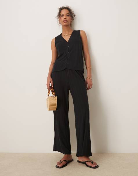 Vila lightweight knitted wide leg pants in black (part of a set) - view 1