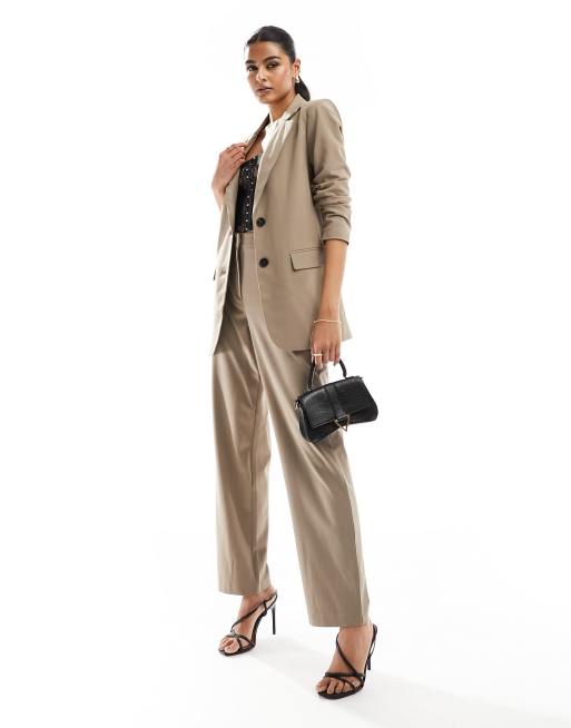 Vila – Locker sitzender Longline-Blazer in Braun, Kombiteil