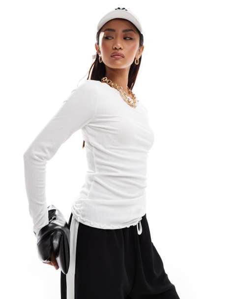 Vila long sleeve lettuce edge top in snow white - view 1