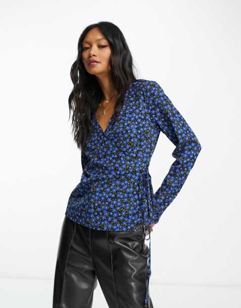 Vila long sleeve wrap top in navy print