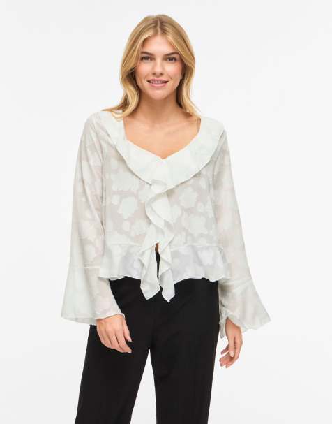 Vila Long sleeved top in cloud dancer