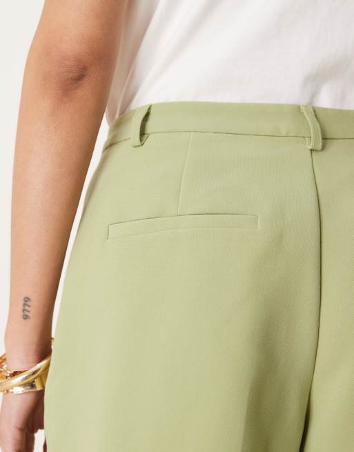 Vila longline tailored short co-ord in sage green, 5 of 5