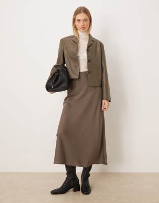 VILA - Maxirock aus Satin in Falken-Braun-Grau