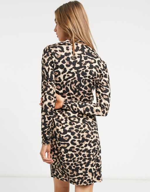 Vila mini dress with twist front in leopard print, 2 of 4
