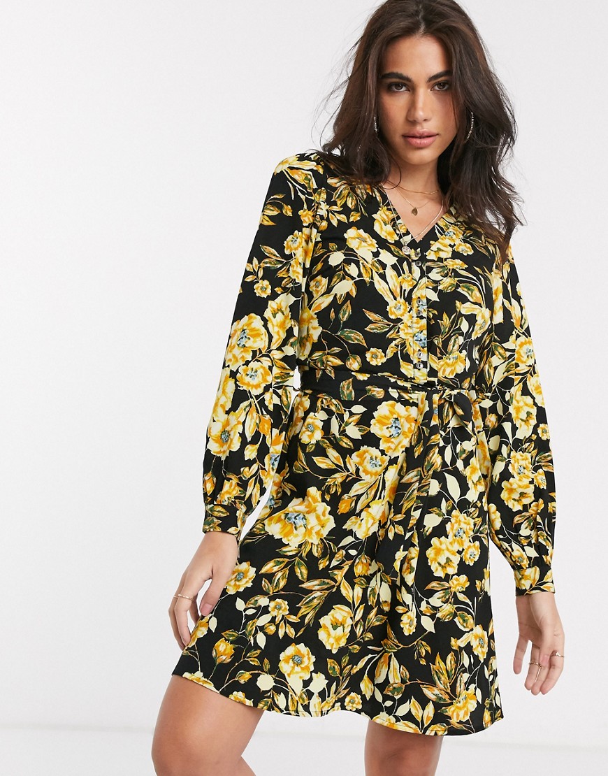 Vila - Mini-jurk met overslag en riem in de taille in geel met bloemenprint-Zwart
