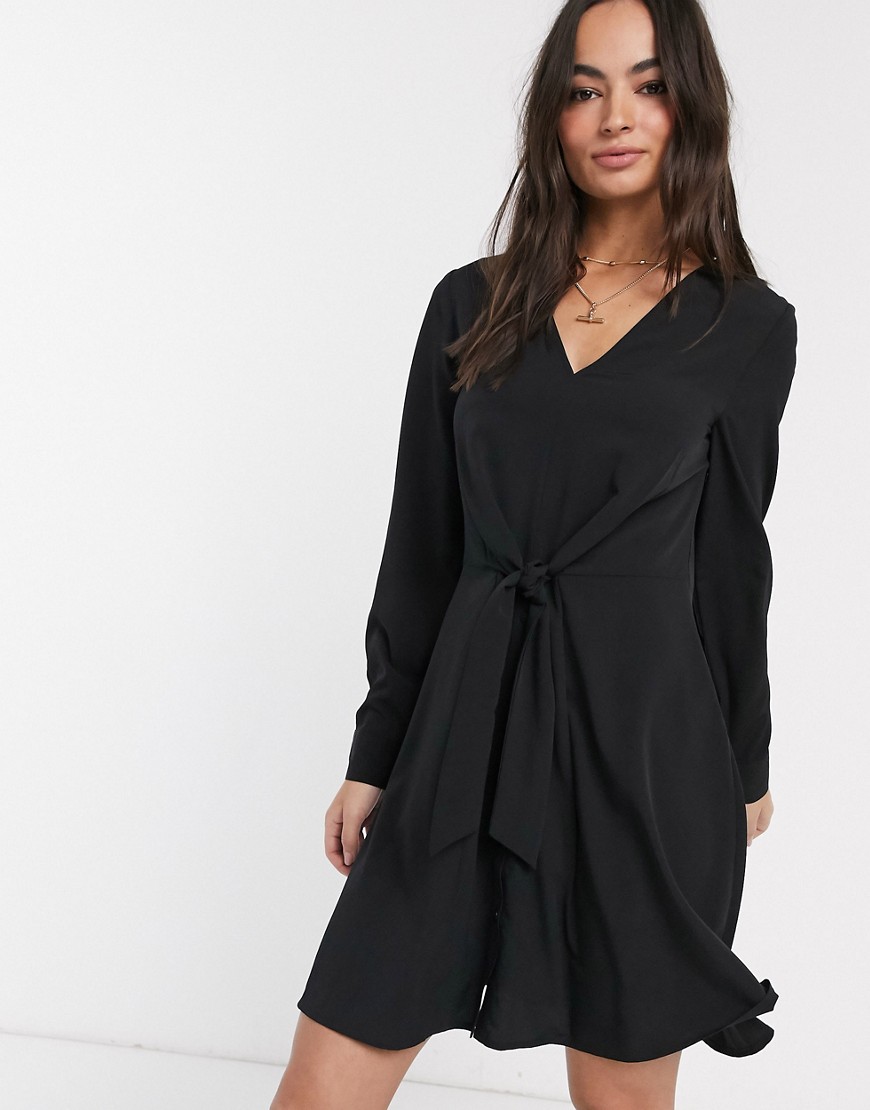 Vila - Mini-jurk met V-hals en gestrikte voorkant in zwart