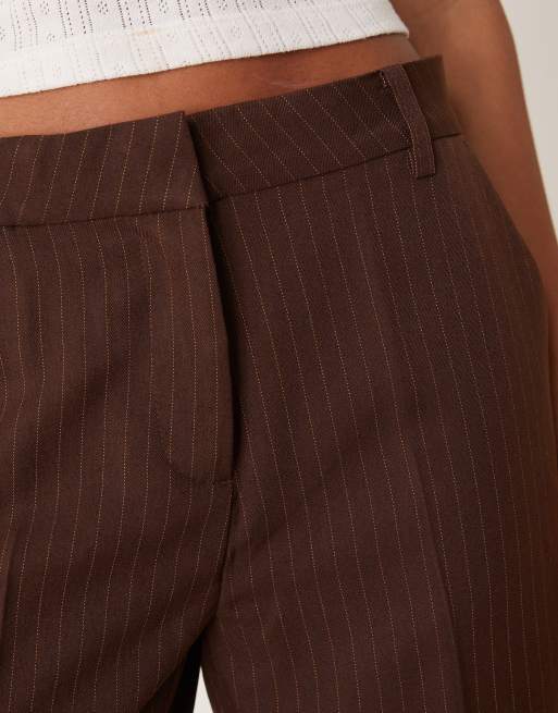 VILA – Mix and Match – Elegante Hose in Braun mit Nadelstreifen mit weitem Bein, 3 von 5