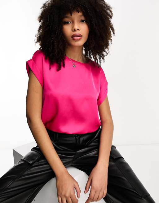 Vila – Oberteil in Rosa mit Satin-Vorderseite