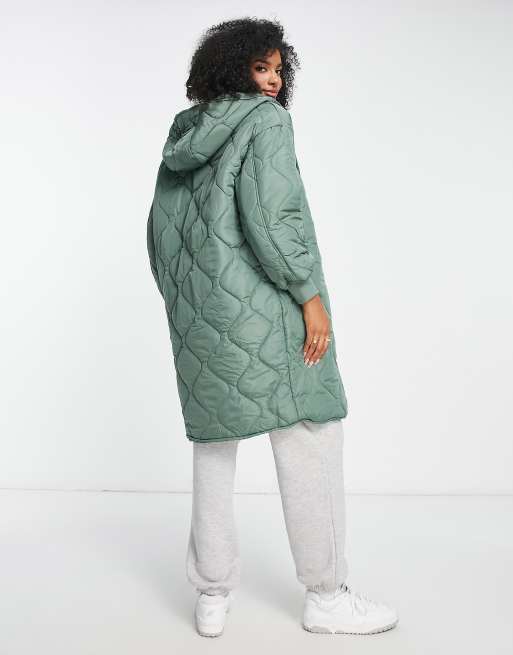 Vila onion quilted coat with hood in green