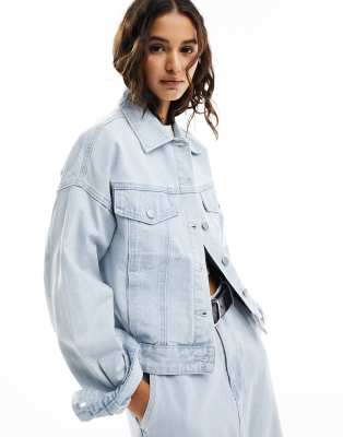 Vila - Oversize-Jeansjacke in hellblauer Waschung, Kombiteil