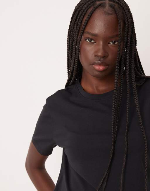VILA oversized boyfriend fit t-shirt in black, 3 of 4