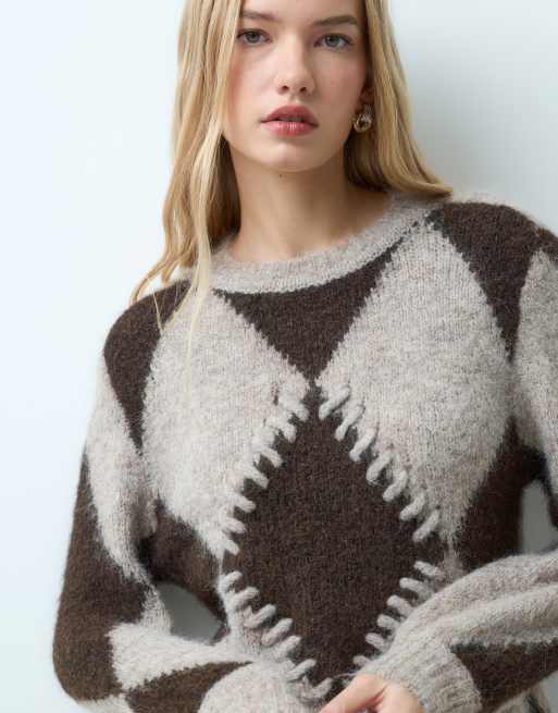 Vila oversized jacquard knitted jumper in brown and cream diamond, 3 of 4