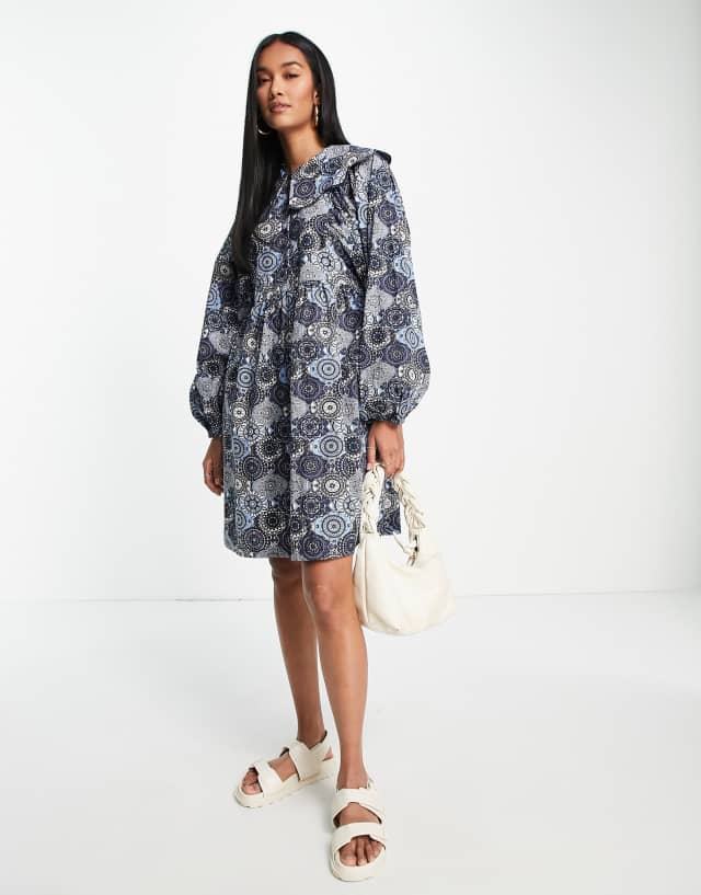 Vila oversized scalloped collar mini dress in blue paisley print