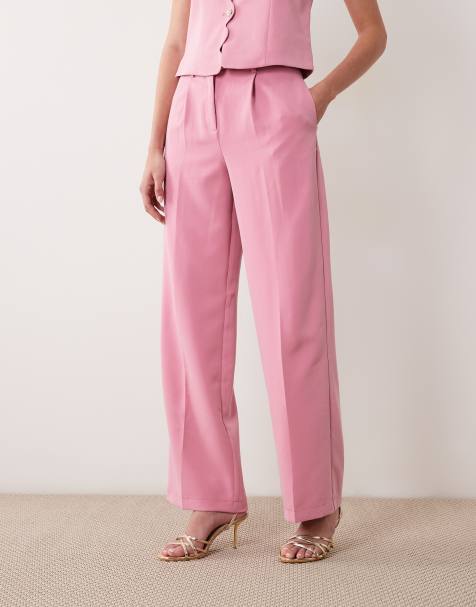 Confortable pyjama 5 pièces dans divers modèles