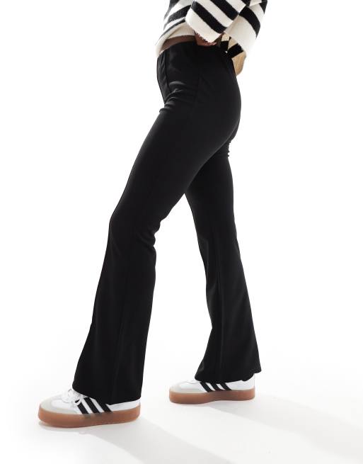 Vila Pantalon évasé en jersey à pinces devant Noir ASOS