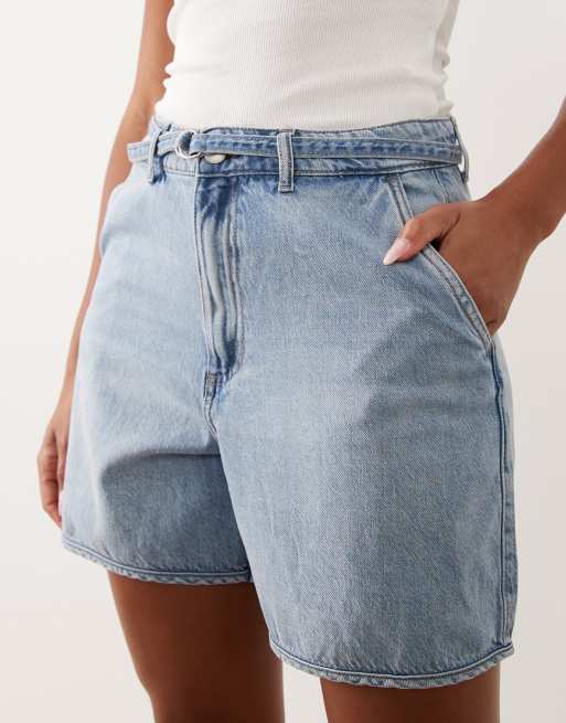 VILA - Pantalones cortos vaqueros azul claro con cinturón, 3 de 5