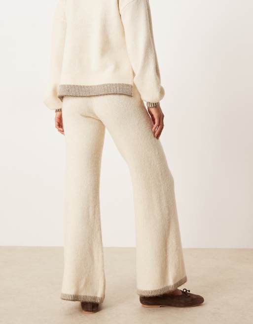 Vila Petite contrast trim knitted wide leg trouser co-ord in cream, 5 of 5