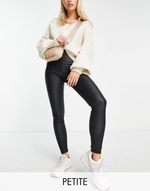 Vila Petite – Czarne powlekane legginsy z zapięciem an zamek z tyłu