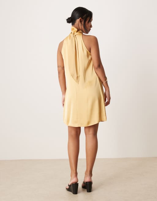 Vila Petite - Gul halterneck-minikjole i satin, 4 af 4