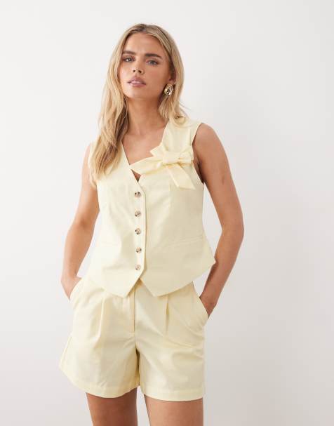 Vila Petite linen touch pleated tailored shorts co-ord in pastel yellow - YELLOW - view 1