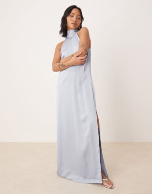 Vila Petite - Maxikleid in Pastellblau mit gebundenem Neckholder