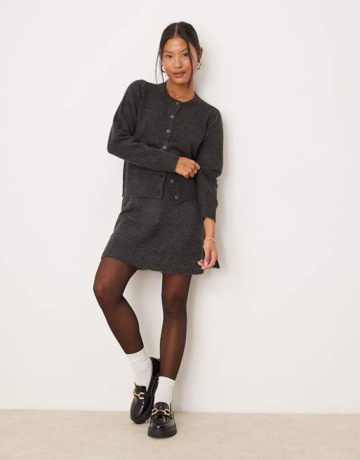 Vila Petite - Minigonna in maglia color grigio scuro in coordinato