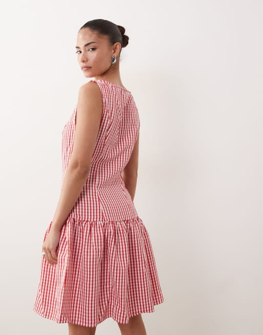 VILA Petite – Minikleid in Rot und Weiß mit tiefer Taille und Vichy-Karomuster, 4 von 4
