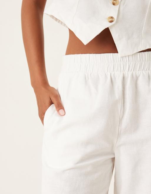 VILA Petite - Pantalon d'ensemble ample habillé en aspect lin - Blanc, 5 de 5