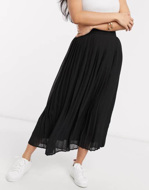 Petite Pleated Midi Skirt in Black