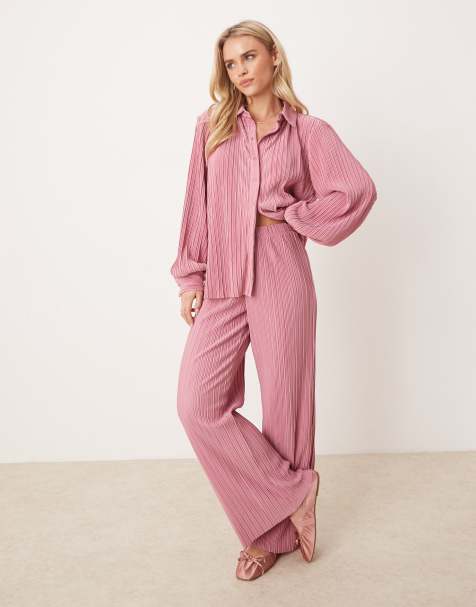 VILA Petite - Set van plissé met overhemd en broek met wijde pijpen in oudroze - view 1