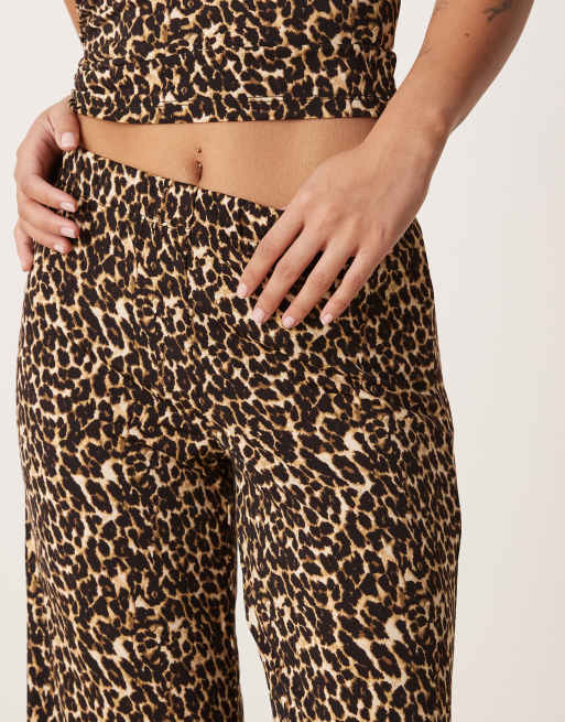 VILA Petite slinky jersey pants in leopard print (part of a set), 4 of 5