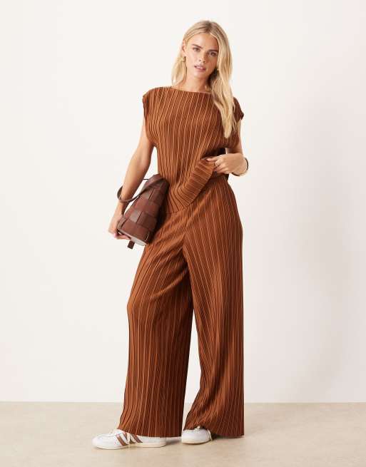 VILA Petite – Weit geschnittene Plissee-Hose in Bronze, Kombiteil