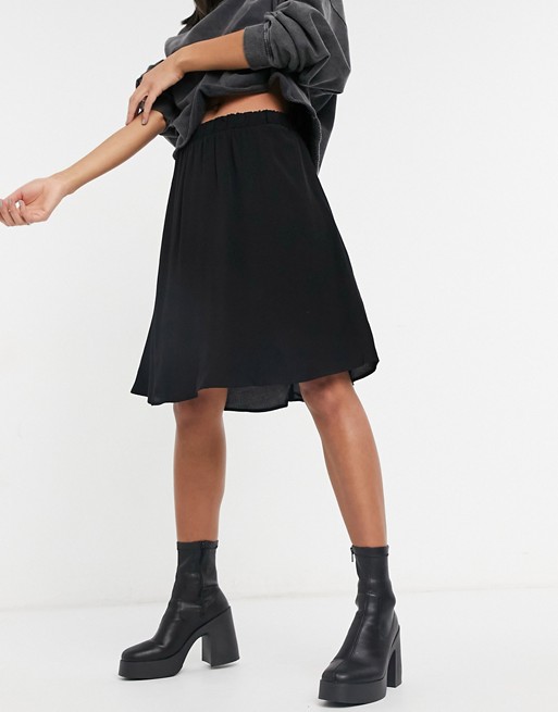 Vila pleated mini skirt in black