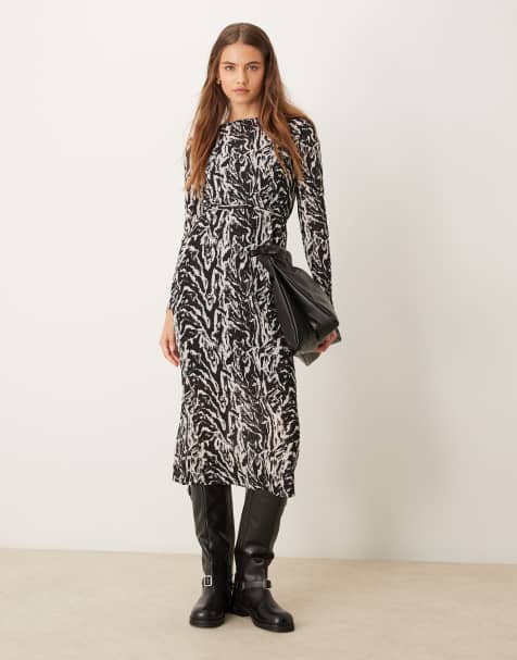 Vila plisse boat neck midi dress in mono animal print - view 1