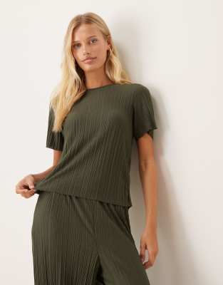Vila Vila plisse t-shirt co-ord in deep khaki-Green