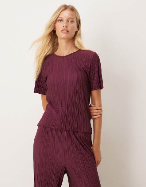 Vila plisse t-shirt co-ord in burgundy