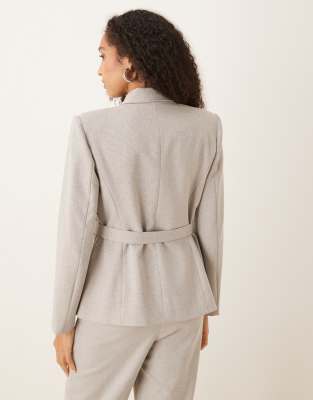 Vila Premium Belted Blazer In Gray