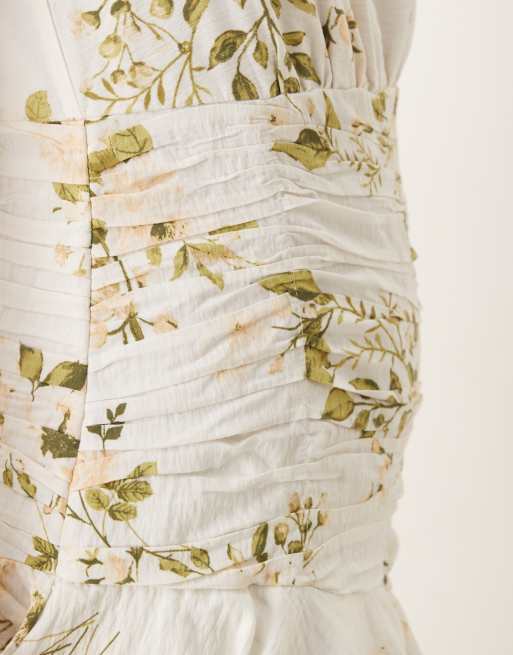 Vila - Premium - Cremehvid oneshoulder-maxikjole med statement-flæse, 3 af 4