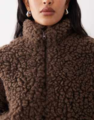 Vila Premium Short Borg Jacket In Brown