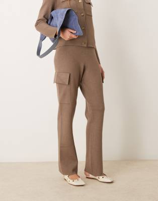 premium structured knit pant in taupe - part of a set-Neutral