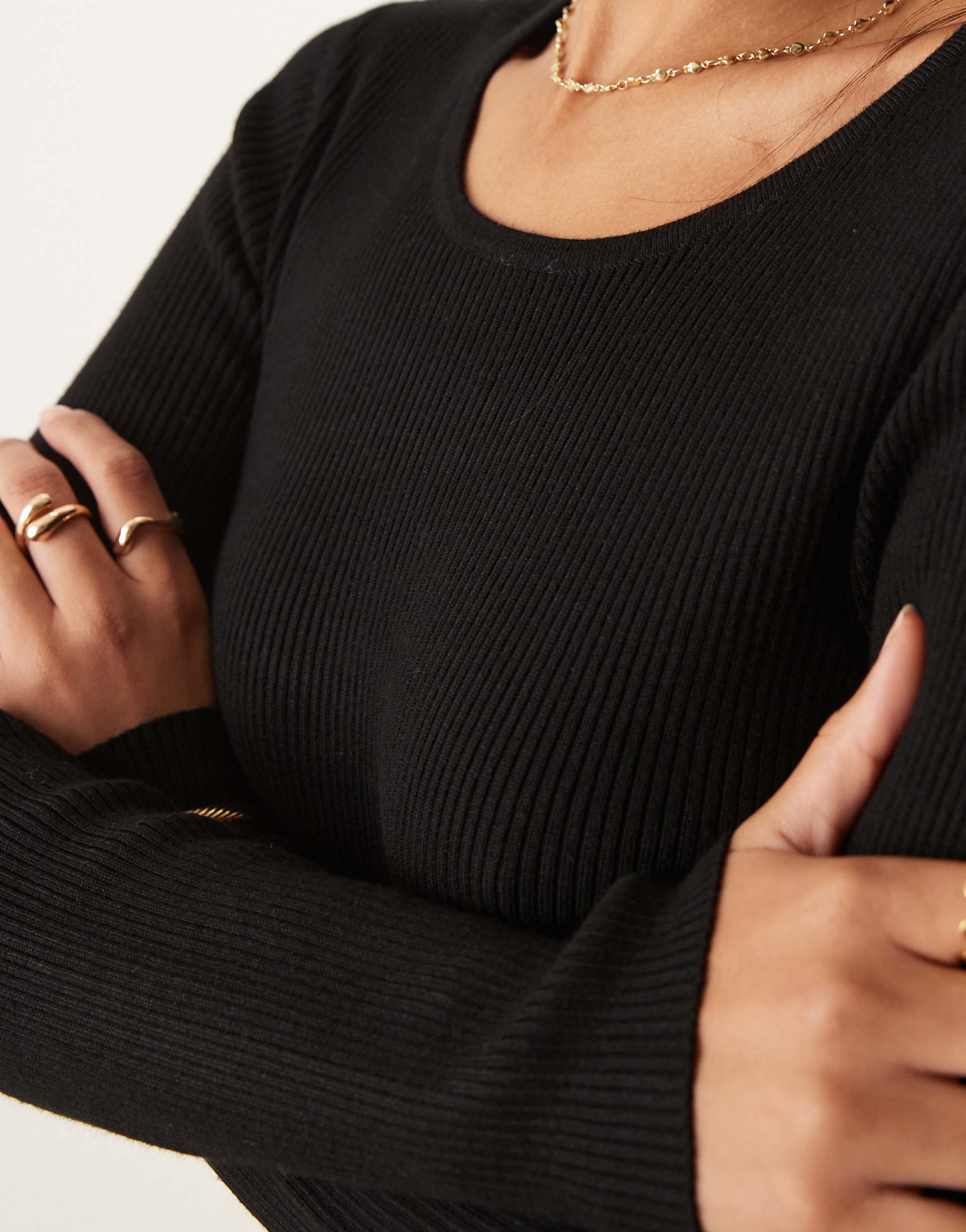 vila ribbed knit long sleeve midi dress in black