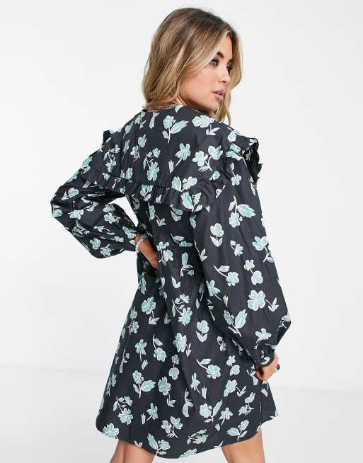 Vila - Robe babydoll courte à volants - Bleu marine fleuri , 4 de 4