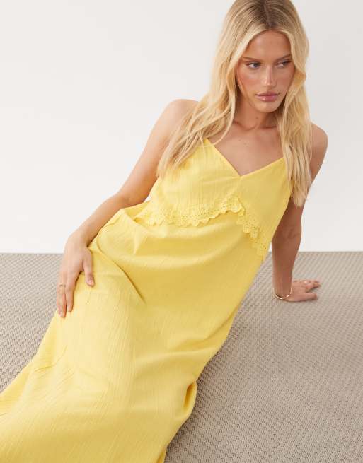 VILA - Robe caraco longue en coton à bords volantés - Jaune, 3 de 4